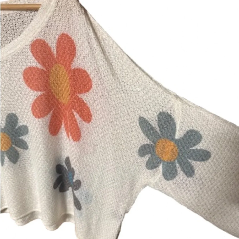POL White Sweater with Multicolor Floral Design